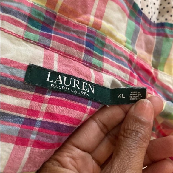 Women’s Shirt - Picture 5 of 10